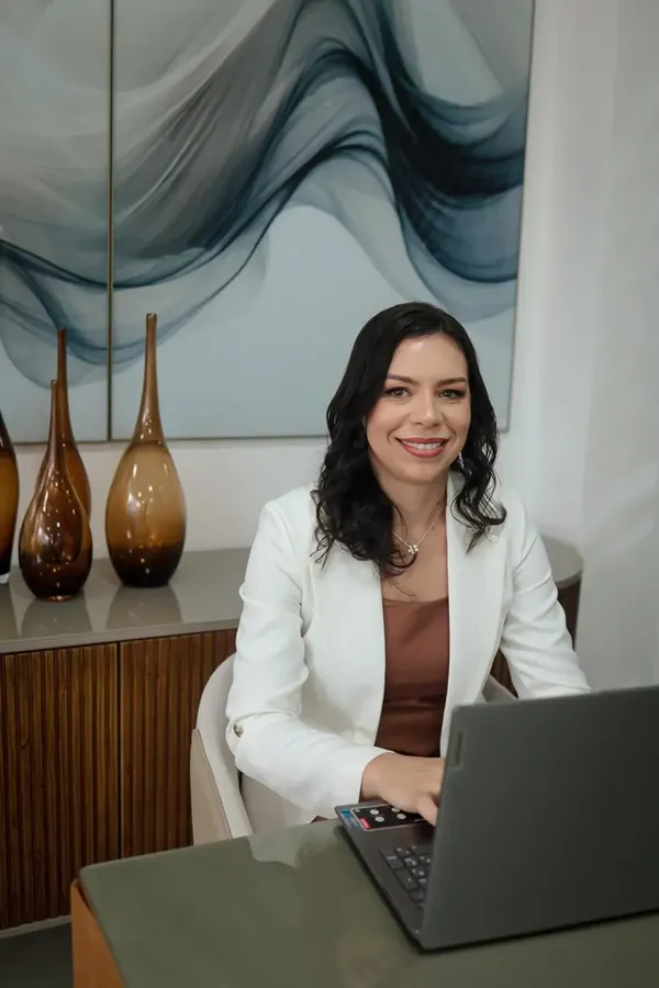 Núbia Paiva — QualySeg Consultoria em Saúde